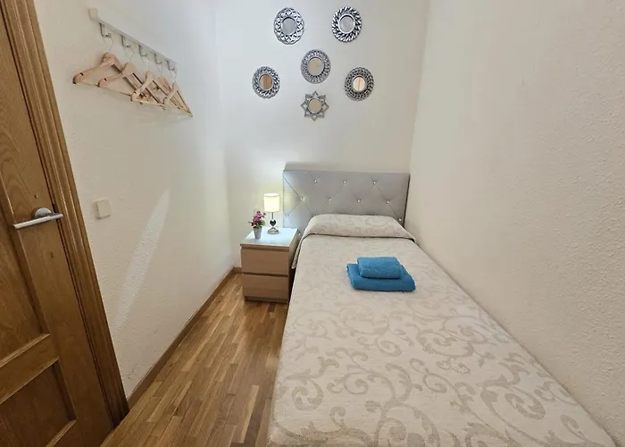 فندق مبيت وإفطار Acogedoras En Aragon برشلونة